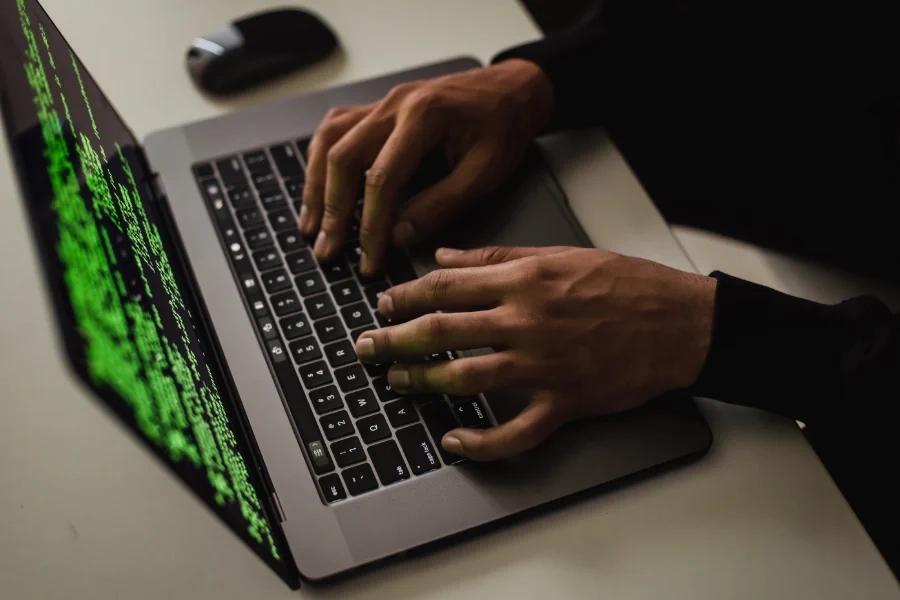 identity theft vs credit card fraud