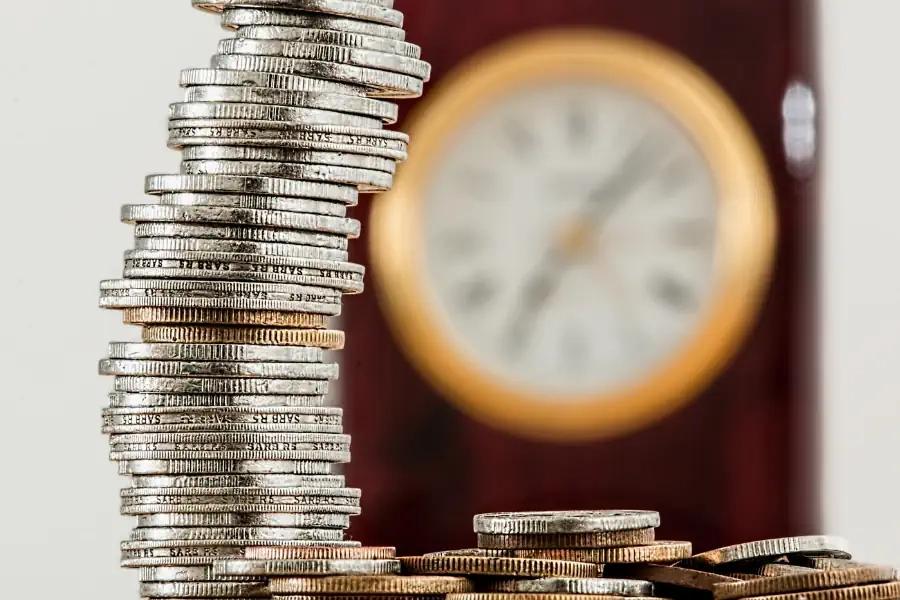 how to build credit at 18