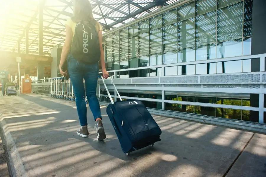 what happens to unpaid credit card debt if you move abroad