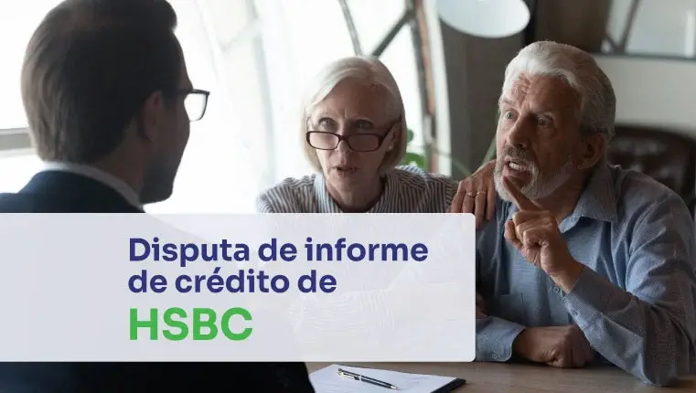 pareja de ancianos disputando su informe de crédito hsbc con un hombre de traje