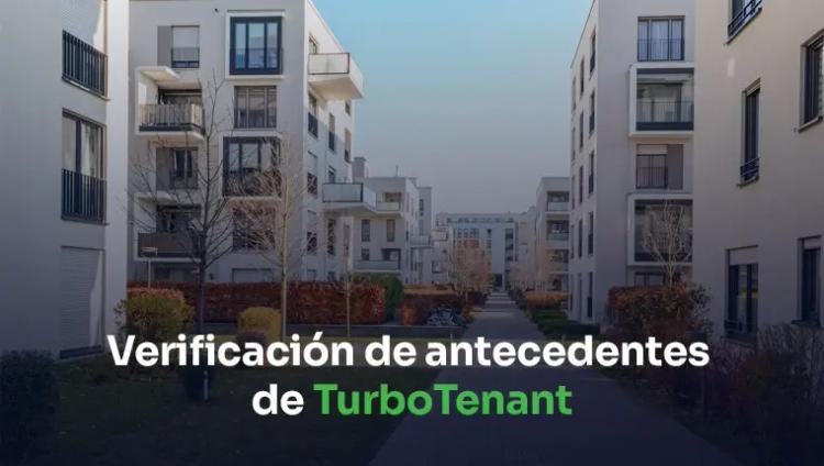 Mujer pensando en disputar la verificación de antecedentes de TurboTenant