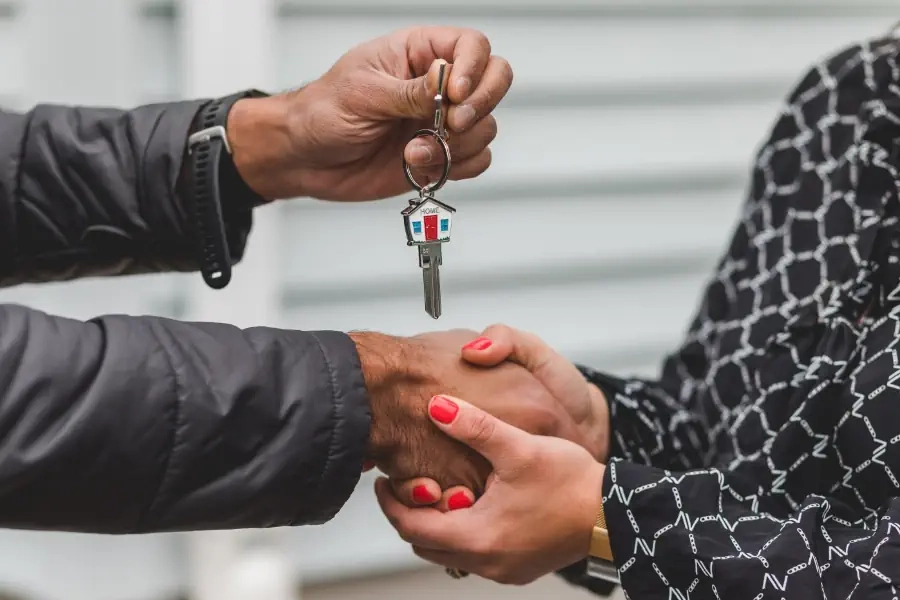 a person paid mortgage with a credit card and landlord giving her keys