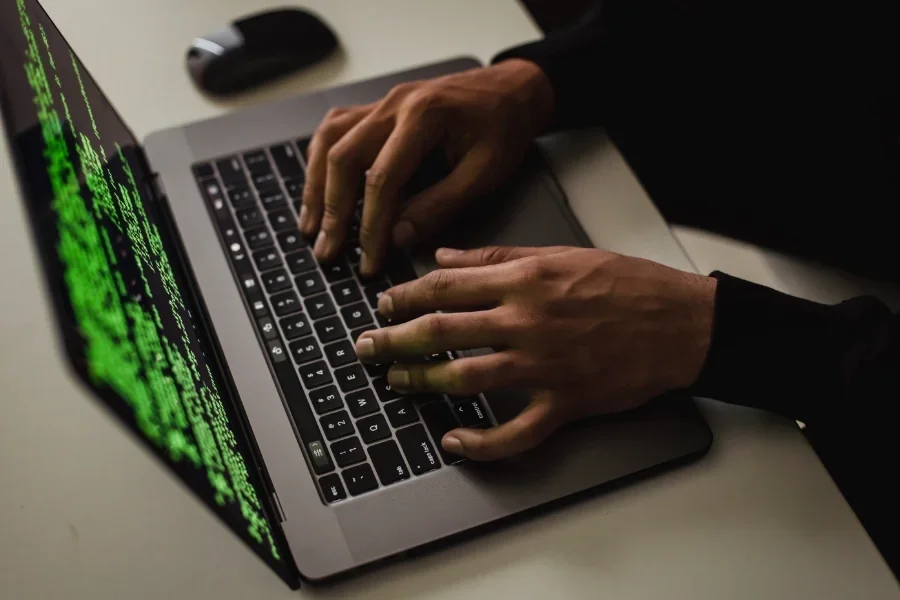 identity theft vs credit card fraud