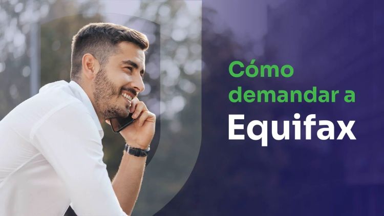 hombre llamando a un abogado para demandar a Equifax.