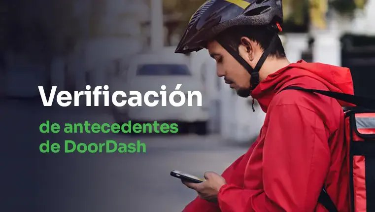 Un hombre triste recibió un mensaje sobre una verificación de antecedentes fraca